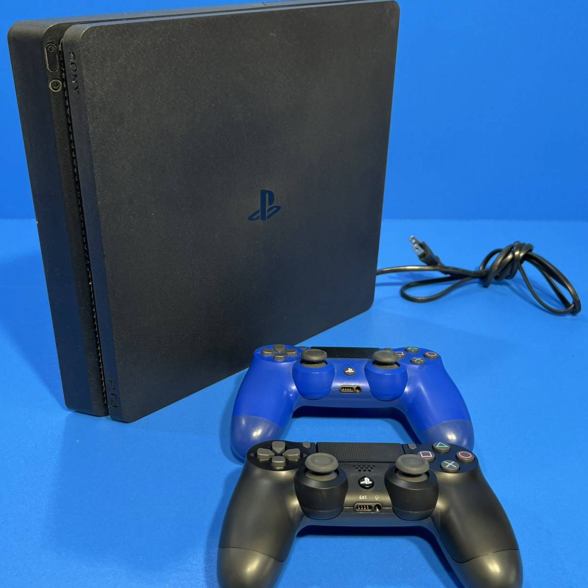 神奈川県茅ヶ崎市のお客様よりPlayStation プレイステーション4 　CHU-2000B　 本体 　ブラック　 コントローラー 　PS4をお買取させて頂きました！