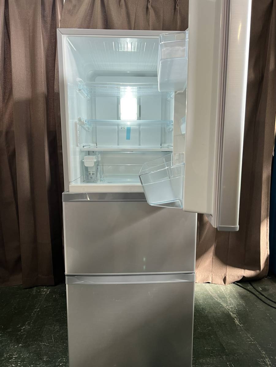 神奈川県厚木市のお客様より2017年製　 3ドア冷凍冷蔵庫 GR-K33S 　ベジータ　 東芝　TOSHIBA　 製氷　 330L 　一人暮らしをお買取させて頂きました！