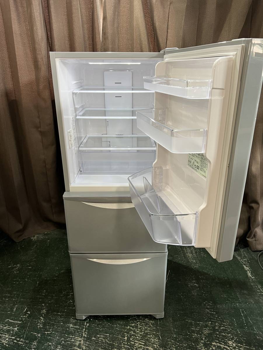 神奈川県相模原市緑区のお客様より R−27EV HITACHI 冷凍冷蔵庫 2014年製 日立 インバーター冷蔵庫　265L スリムをお買取させて頂きました！