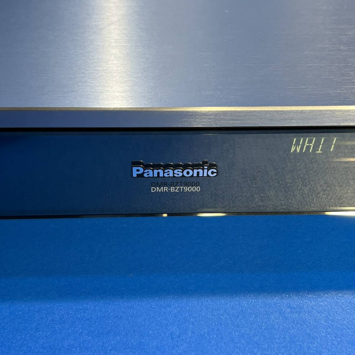 埼玉県川口市のお客様よりDMR-BZT9000　Panasonic 　DIGA 3D対応機　3番組同時録画をお買取させて頂きました！