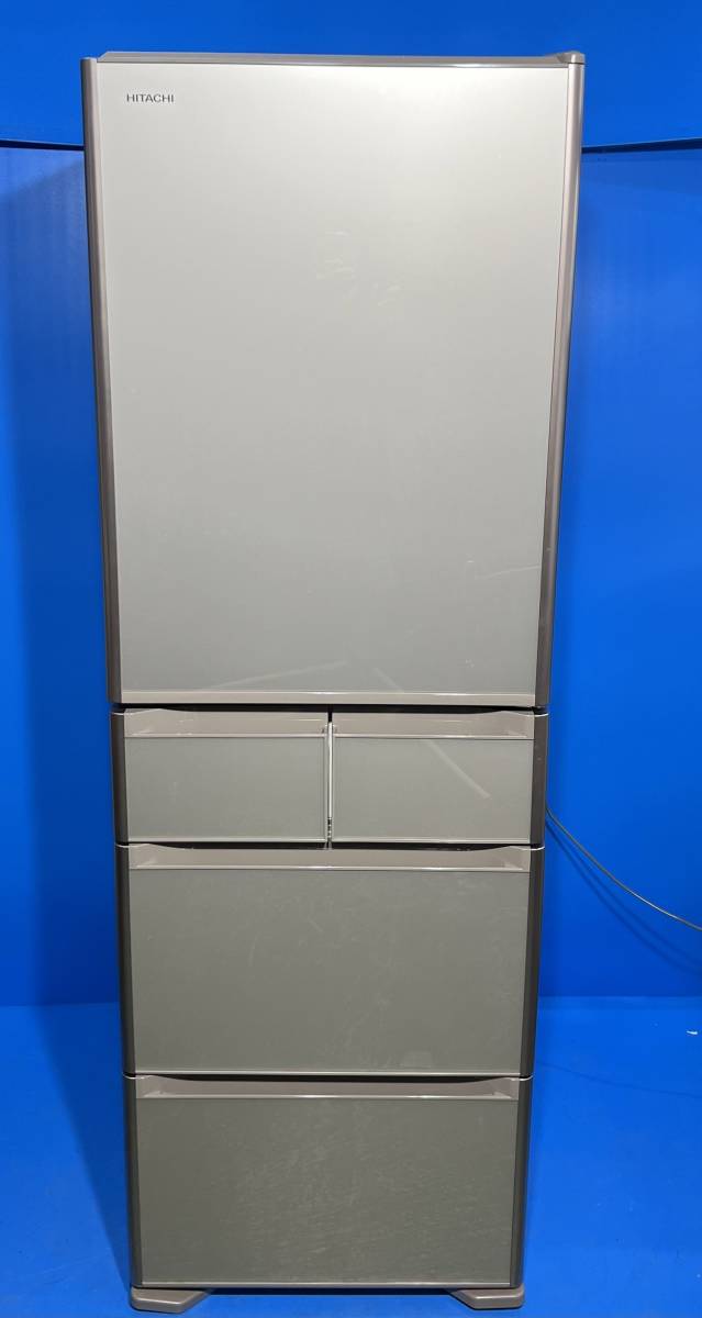 神奈川県横浜市中区のお客様より日立　 HITACHI 　真空チルド　 R-S40J　2019年製　 冷凍冷蔵庫 　401L 　5ドア 　自動製氷機能をお買取させて頂きました！
