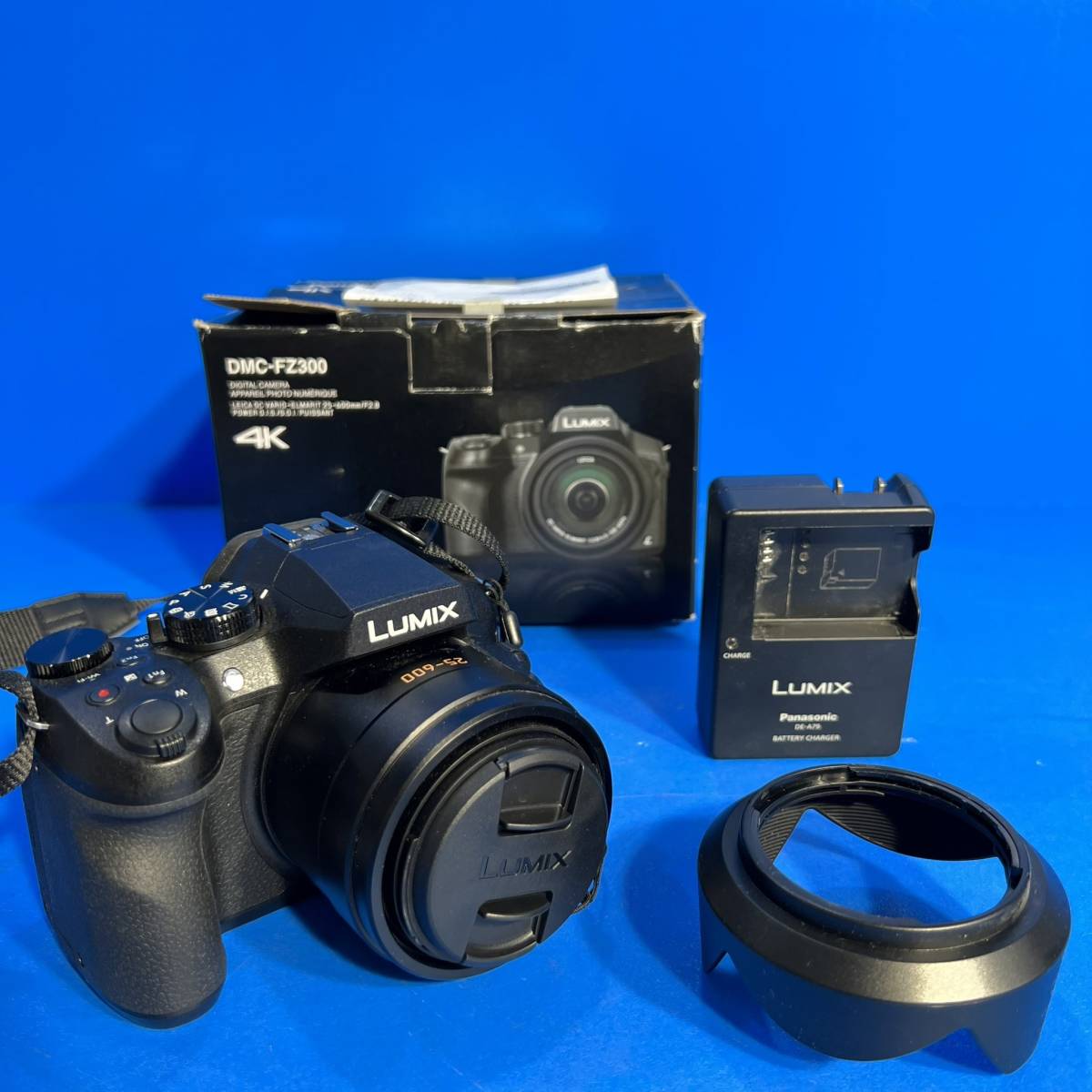 千葉県大網白里市のお客様よりPanasonic パナソニック　LUMIX DMC-FZ300 コンパクトデジタルカメラ　一眼レフ　カメラ　4Kをお買取させて頂きました！