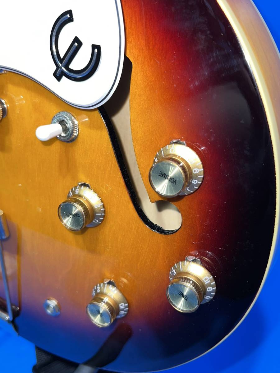 東京都江戸川区のお客様より Epiphone 　エピフォン　 Casino VS　 エレキギター 　ソフトカバー付き　※未使用品をお買取させて頂きました！