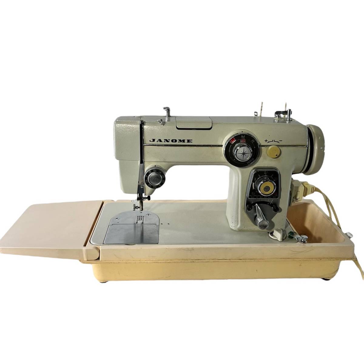 埼玉県所沢市のお客様よりミシン JANOME ジャノメ MODEL680 ハンドクラフト 手工芸 ジャノメミシン 通電確認済みをお買取させて頂きました！