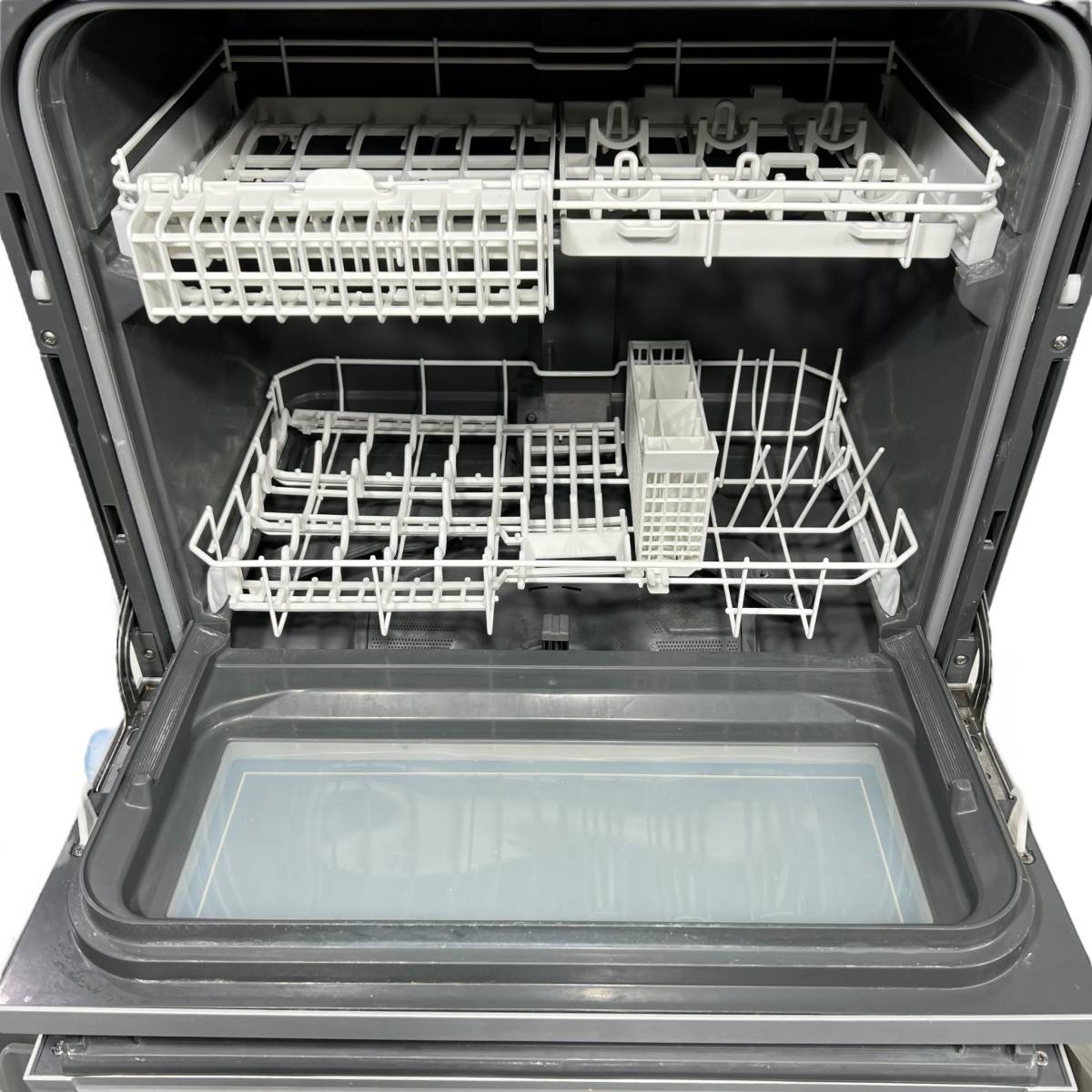 埼玉県志木市のお客様よりPanasonic パナソニック NP-TZ200-S 食器洗い乾燥機 シルバー 19年製 をお買取させて頂きました！
