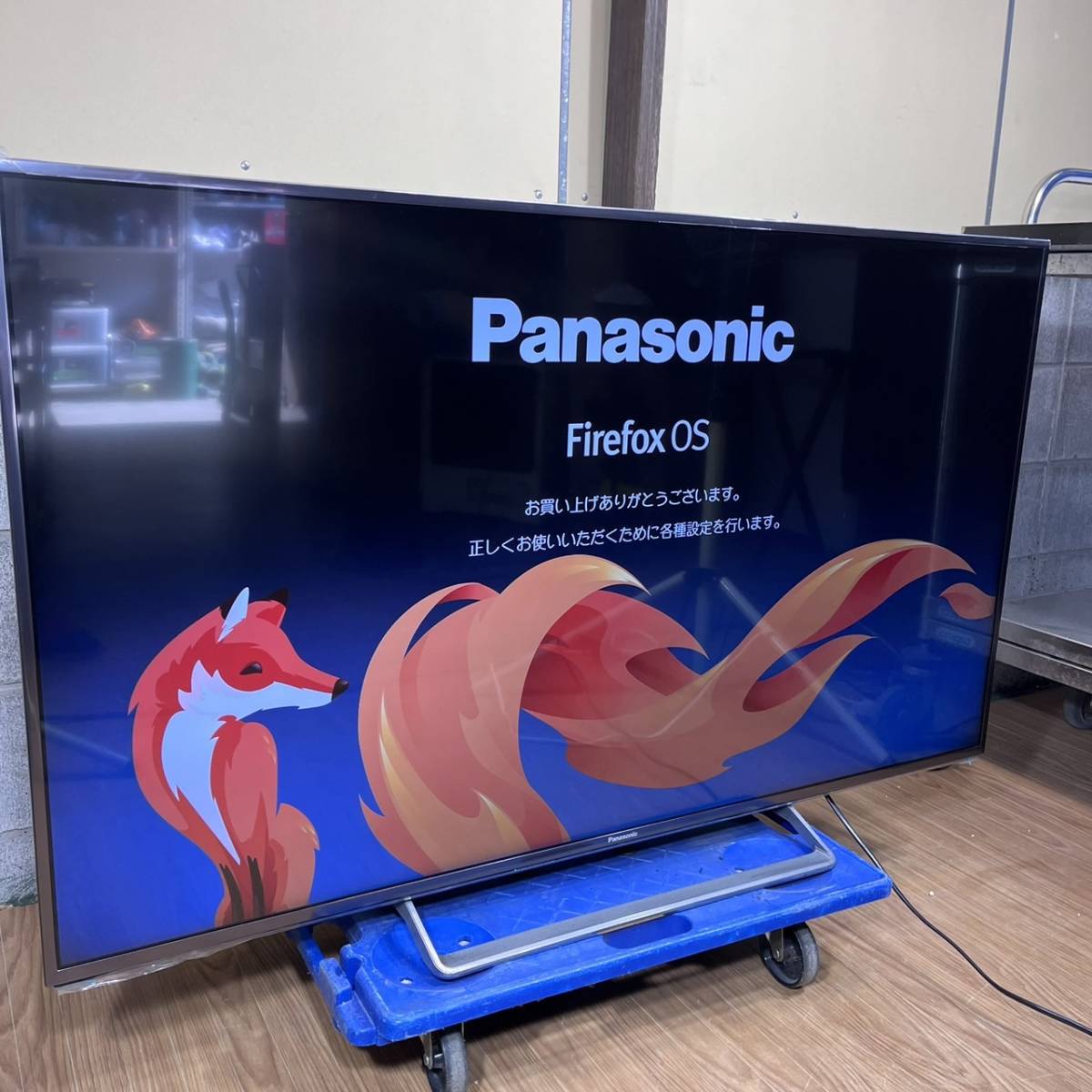 神奈川県横浜市港北区のお客様よりPanasonic 55型 4K USB 外付けHDD録画 無線LAN Youtube テレビ 2016年製 TH-55CX800をお買取させて頂きました！