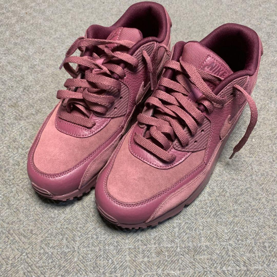 東京都江東区のお客様よりNIKE AIR MAX 90 Vintage Wineをお買取させて頂きました！