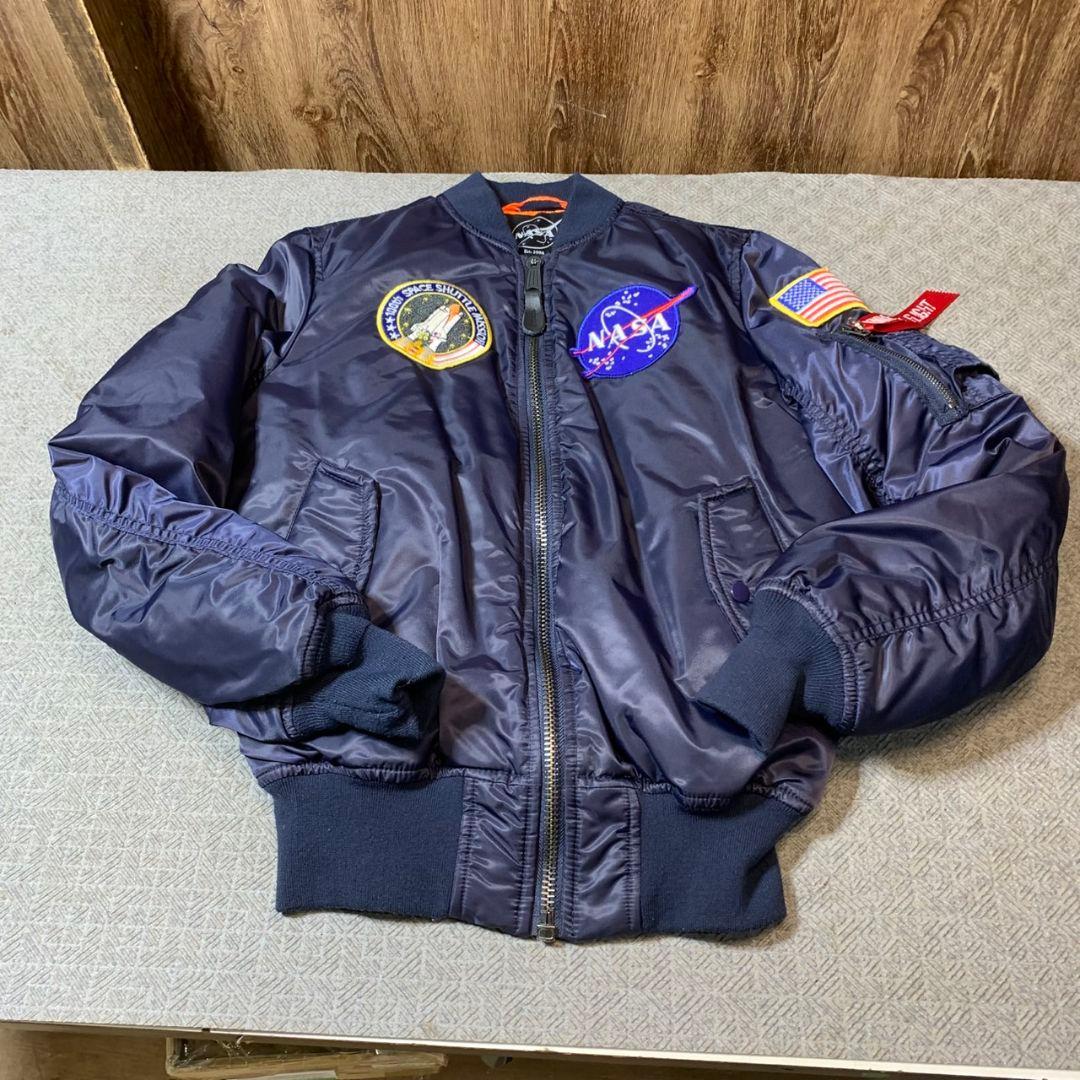 東京都豊島区のお客様よりNASA MA-1 ジャケット 刺繍ワッペン ネイビーをお買取させて頂きました！