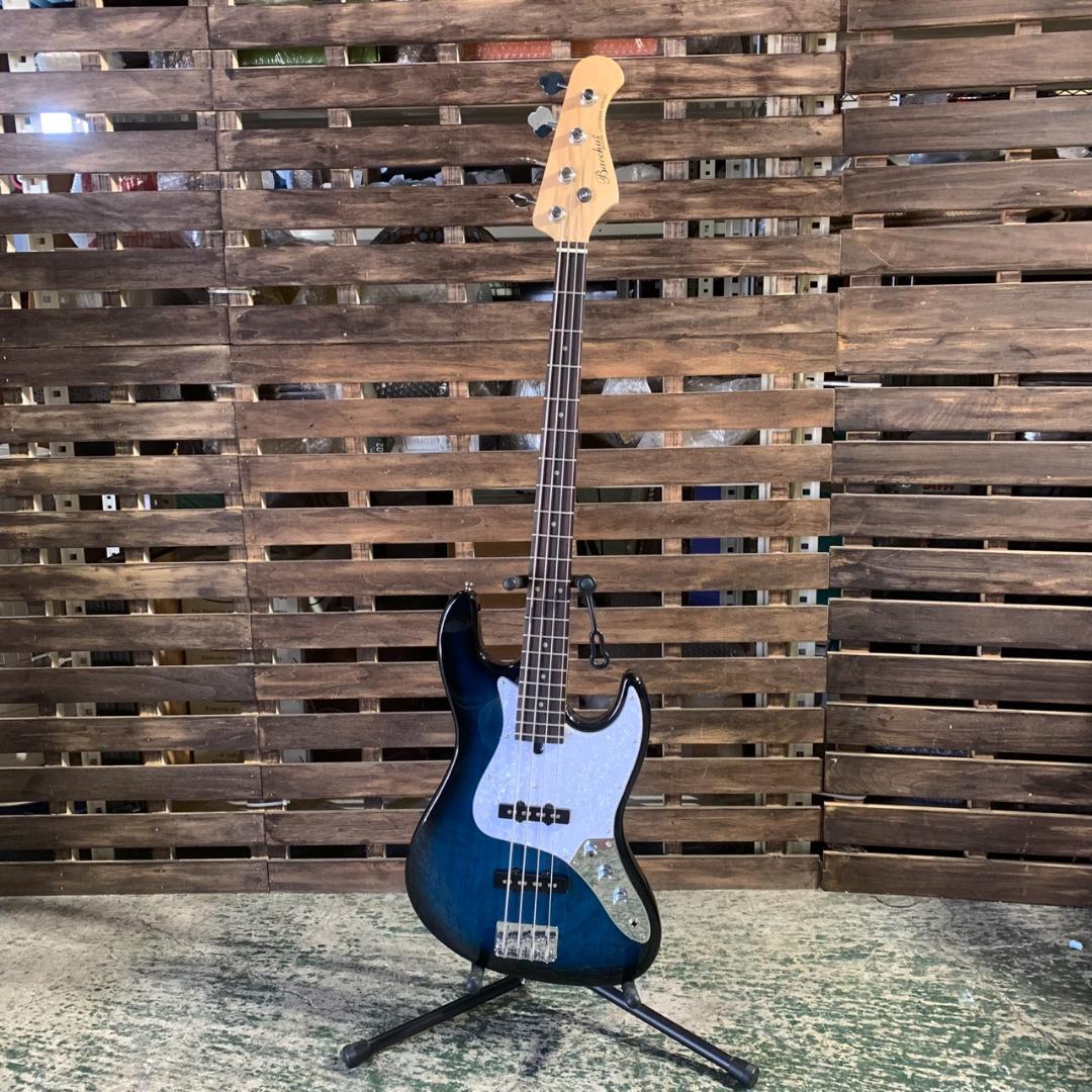 東京都杉並区のお客様よりBacchus universe バッカス ベースをお買取させて頂きました！