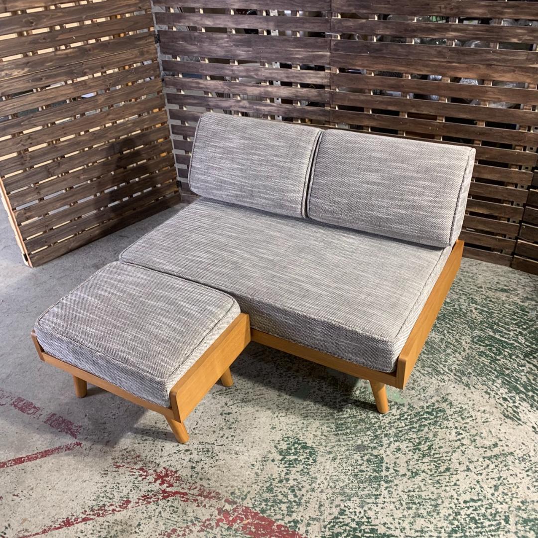 東京都杉並区のお客様よりunico ウニコ ALBERO ソファ + オットマンをお買取させて頂きました！