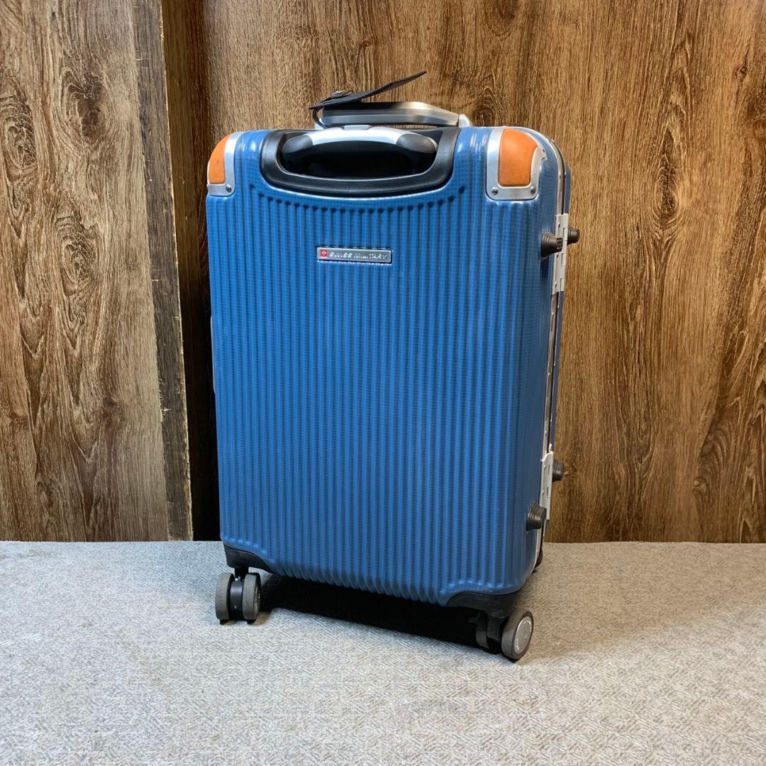 東京都杉並区のお客様よりスイスミリタリー スーツケース 38.5L ブルーをお買取させて頂きました！