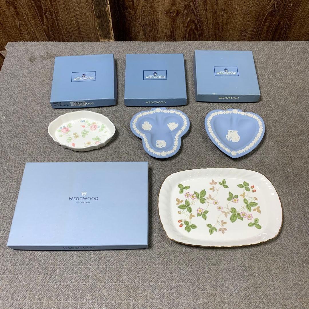 東京都八王子市のお客様よりWEDGWOOD プレート4点セット ウェッジウッドをお買取させて頂きました！