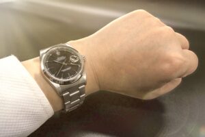 【2026年最新】ロレックスの買取相場｜モデル別価格＆高く売る7つのコツ