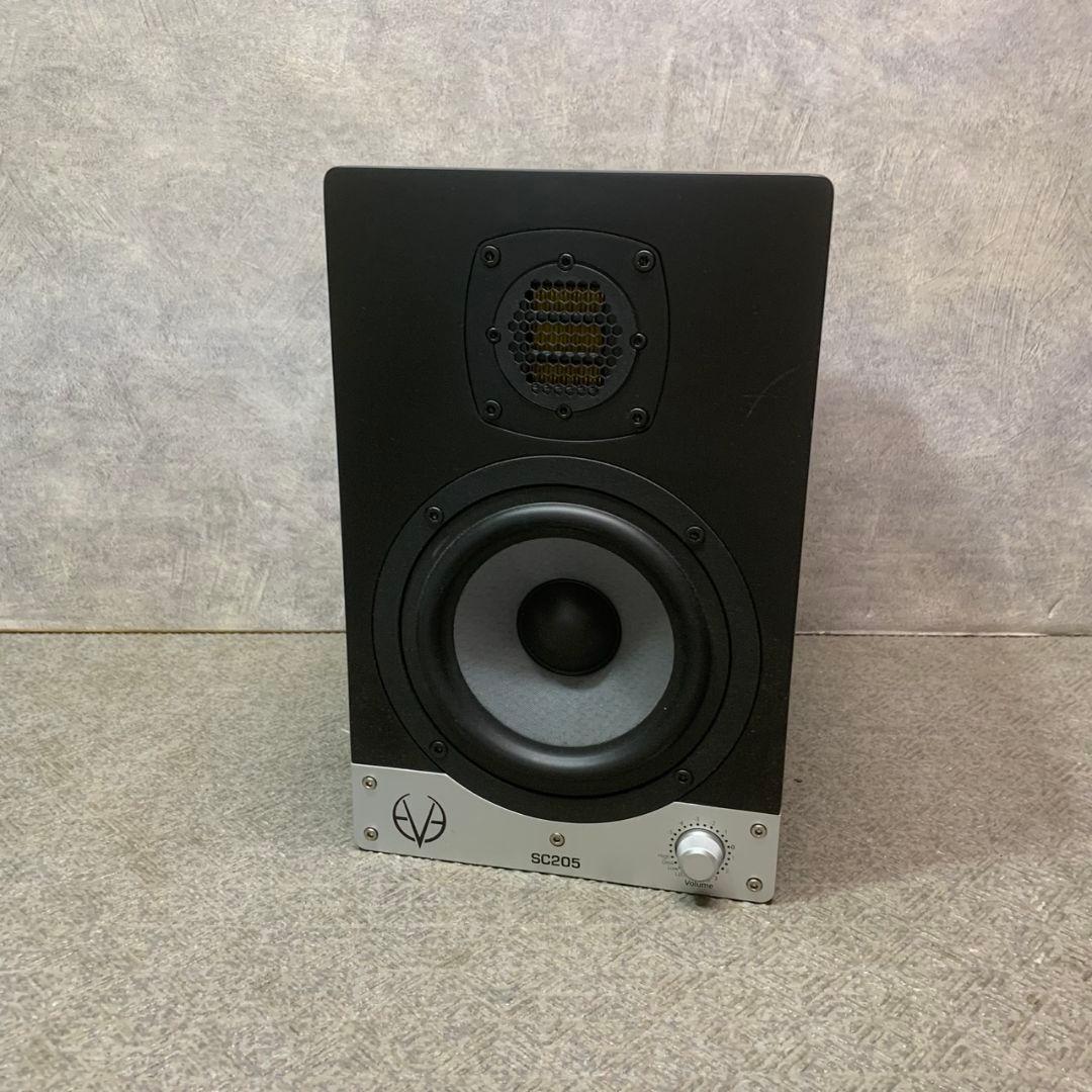 東京都世田谷区のお客様より EVE Audio スタジオモニタースピーカー SC205 片側のみをお買取させて頂きました！