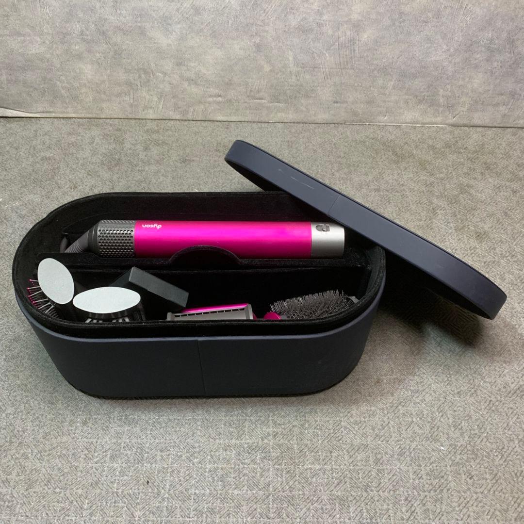 東京都世田谷区のお客様よりdyson ヘアスタイラー 2022年 HS05をお買取させて頂きました！