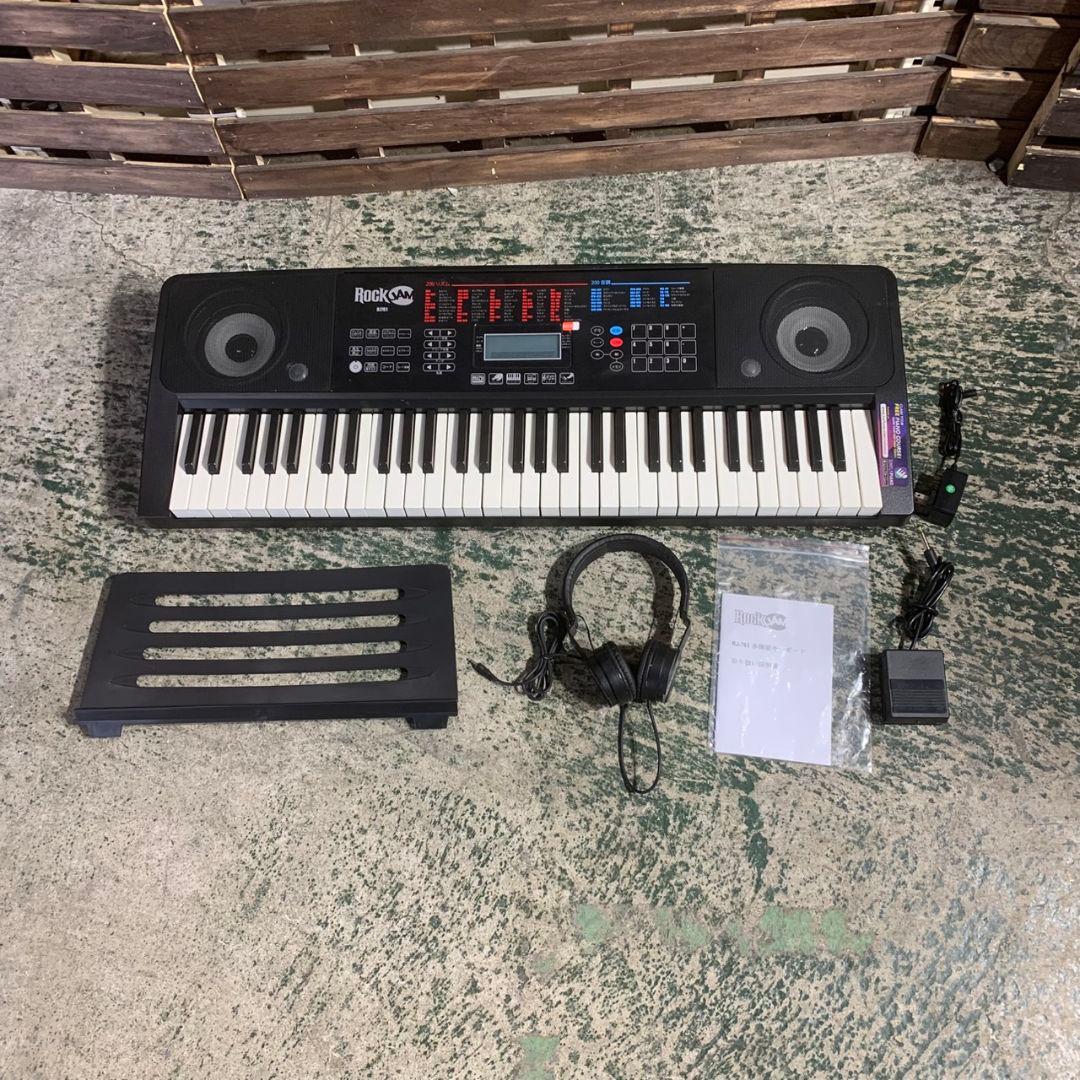 東京都世田谷区のお客様より電子キーボード ROCKJAM RJ761 61鍵盤をお買取させて頂きました！