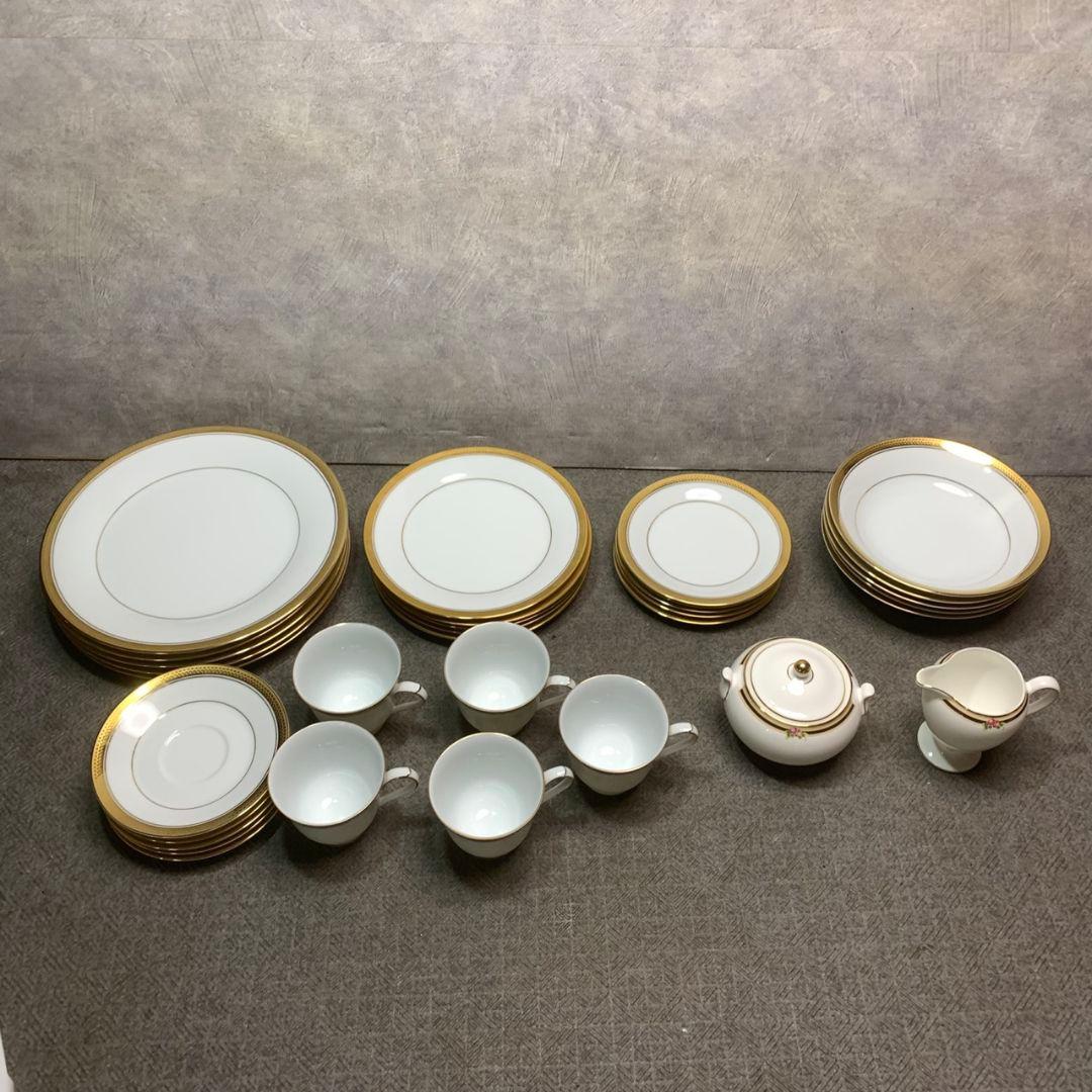 東京都世田谷区のお客様よりノリタケ WEDGWOOD 食器セットをお買取させて頂きました！
