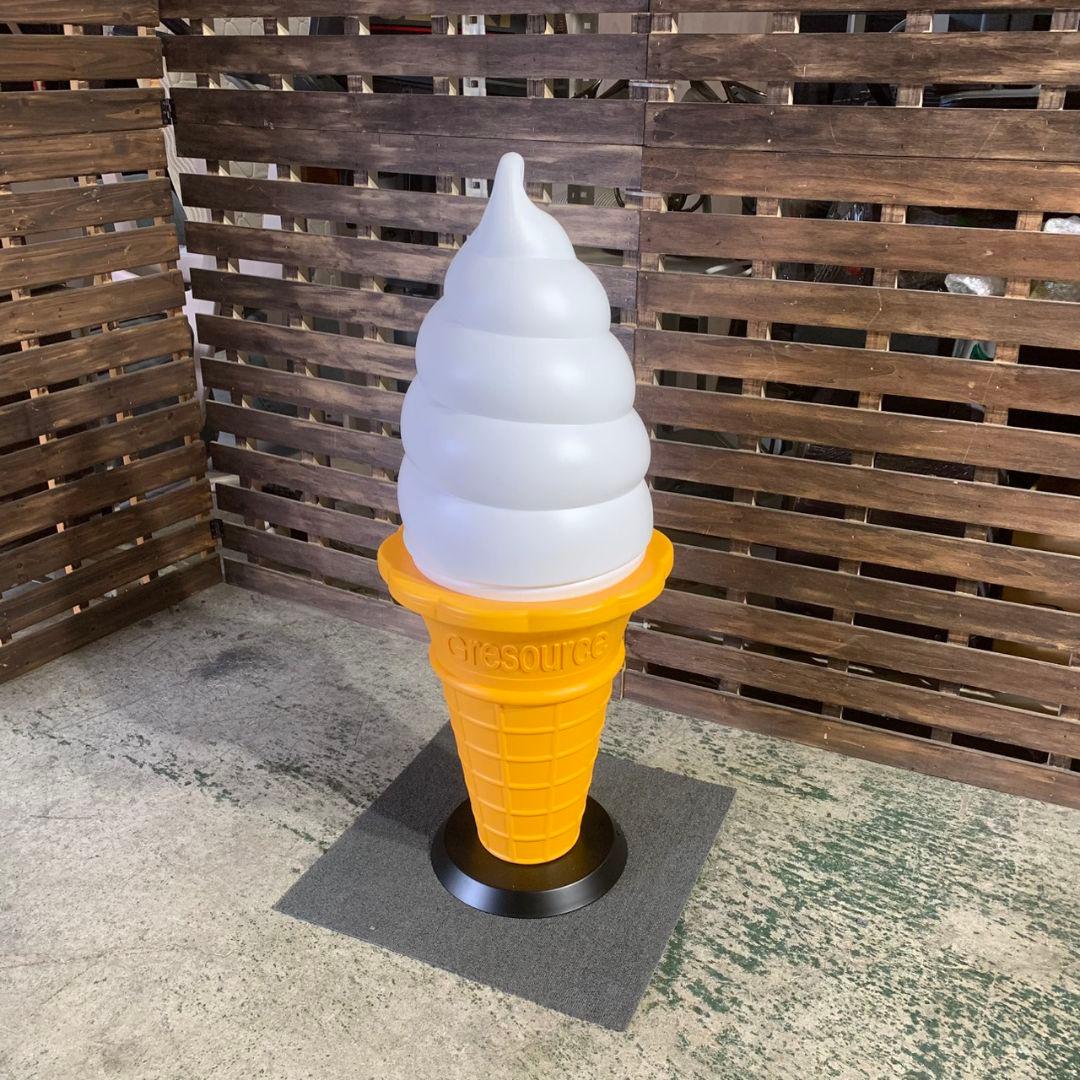 横浜市青葉区のお客様よりソフトクリーム ディスプレイ オブジェ 置物  をお買取させて頂きました！