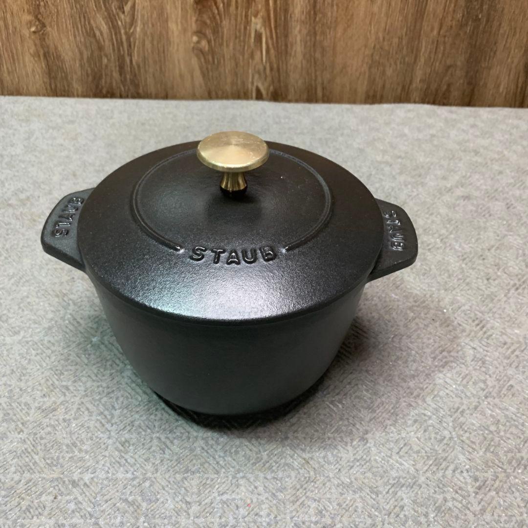 焼津市のお客様より ストウブ ラ・ココット de GOHAN 直径16cm Mサイズをお買取させて頂きました！