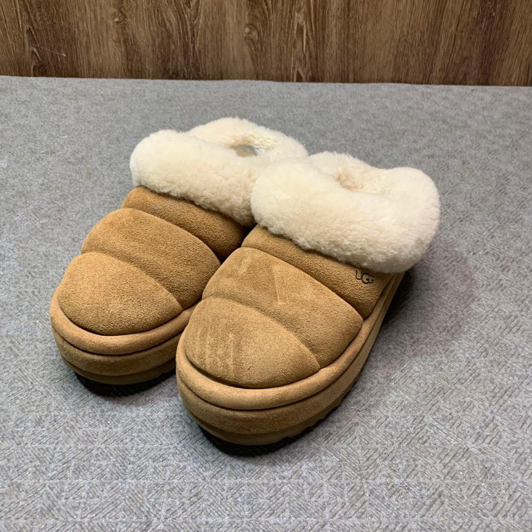 静岡市清水区のお客様より UGG TAZZLITA タズリータ 2023年をお買取させて頂きました！